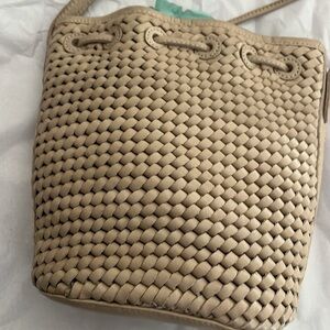 Bembien Izzy woven leather crossbody bag in ivory (beige)new condition, no stai…